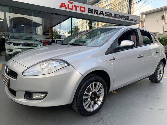 FIAT BRAVO 1.8 ESSENCE 16V FLEX 4P AUTOMATIZADO FIAT BRAVO 1.8 ESSENCE 16V FLEX 4P AUTOMATIZADO
